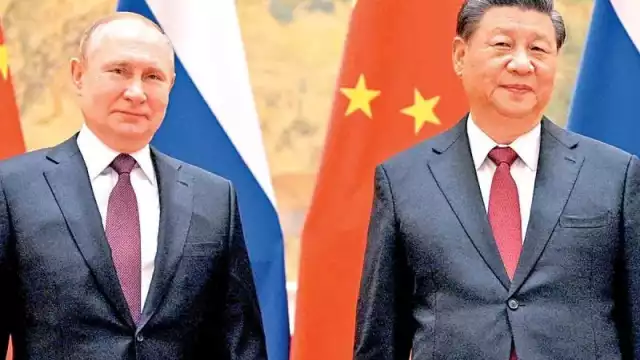 PEKÍN.— China y Rusia proclamaron ayer una asociación estratégica para contrarrestar lo que consideran la “maligna influencia mundial de Estados Unidos”.