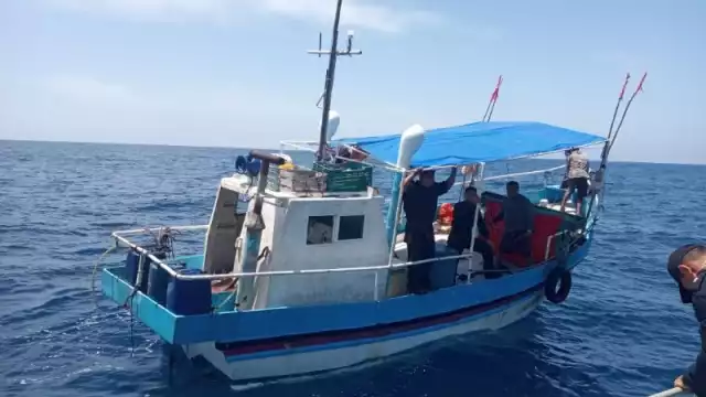 El rescate se realizó aproximadamente 139 kilómetros al oeste de Progreso.