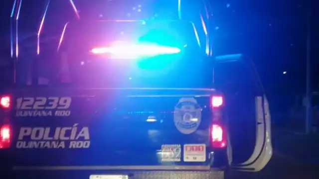 El cuerpo fue localizado en un camino de la localidad de Rovirosa, en el municipio de Othón P. Blanco