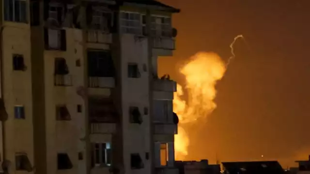 Israel bombardea la Franja de Gaza y Líbano; intensifica las tensiones en la región
