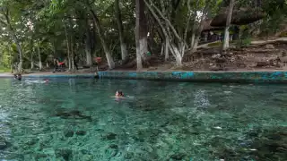 Balneario "El Palmar" tiene al rededor de 30 años de existencia y alberga un cristalino manantial