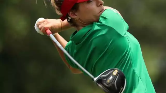 Gaby López fue la primera golfista abanderada