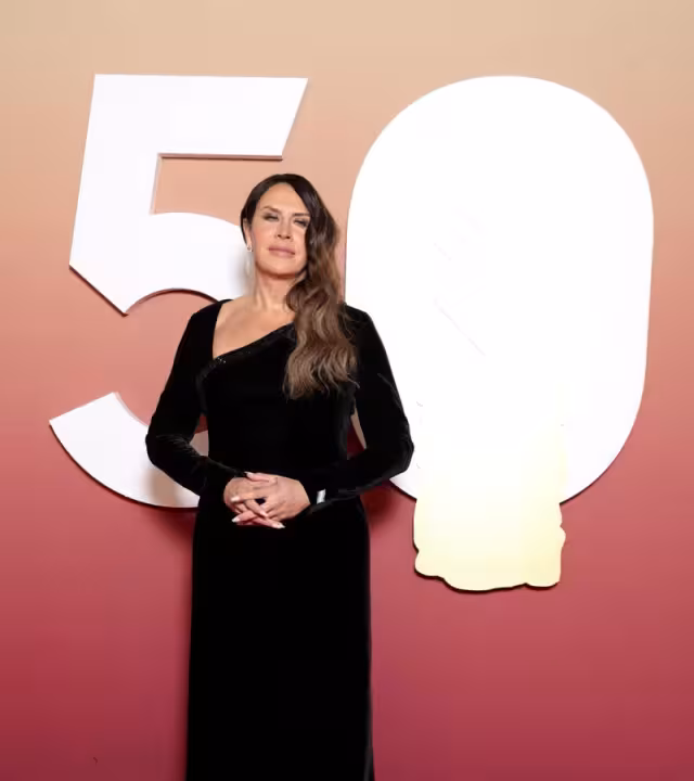 Karla en la alfombra roja previo a los Oscar