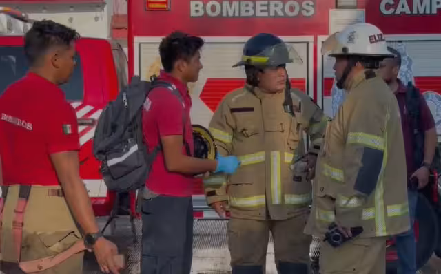 Menores atendidos tras incendio en vivienda de Campeche