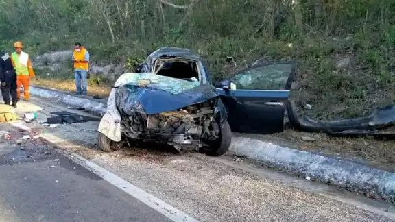 La copiloto fue quien perdió la vida, mientras que tres personas más fueron trasladados al hospital de Valladolid La copiloto fue quien perdió la vida, mientras que tres personas más fueron trasladados al hospital de Valladolid