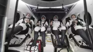 Tres estadounidenses y un alemán estaban flotando frente a la costa de Florida