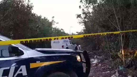 La policía acordonó la zona del asesinato La policía acordonó la zona del asesinato