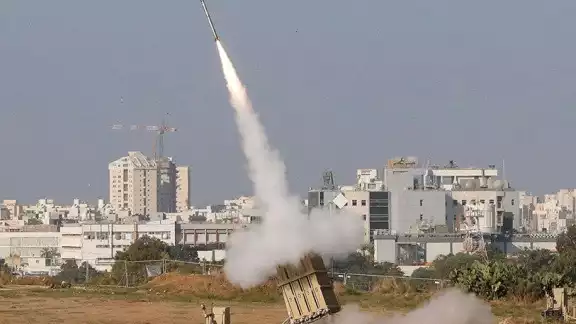 Ayer en la mañana se informó de al menos seis personas murieron en ataques aéreos israelíes en la Franja de Gaza