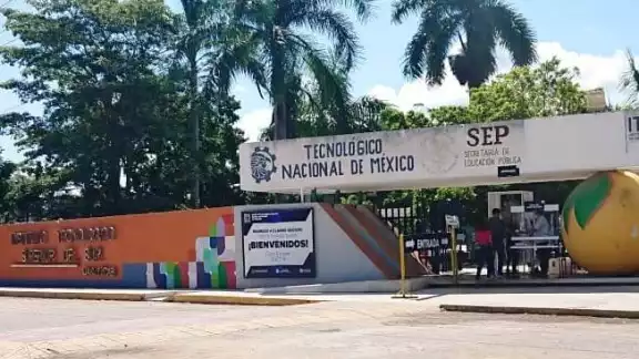 Los estudiantes se inscribieron en tiempo y forma correspondientes pero la adminisración los pasó como "egresados" por lo que perdieron la beca Los estudiantes se inscribieron en tiempo y forma correspondientes pero la adminisración los pasó como "egresados" por lo que perdieron la beca