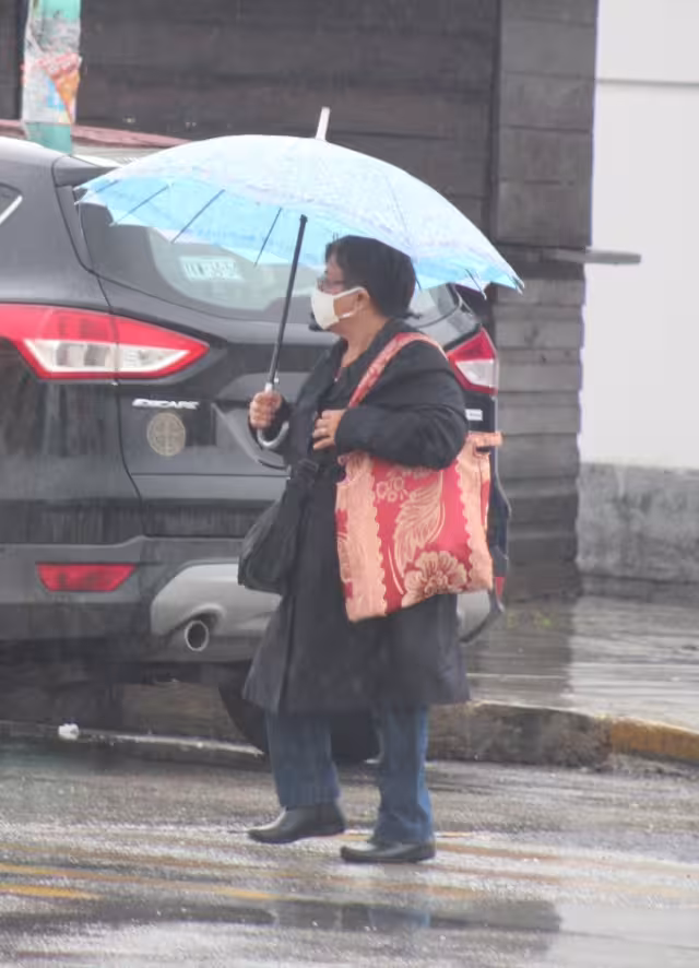 Se recomienda a la población abrigar a la niñez, adultos mayores y enfermos crónicos para evitar enfermedades