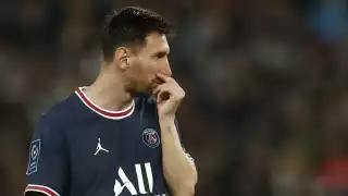 Lionel Messi llegaría a Inglaterra con el actual campeón