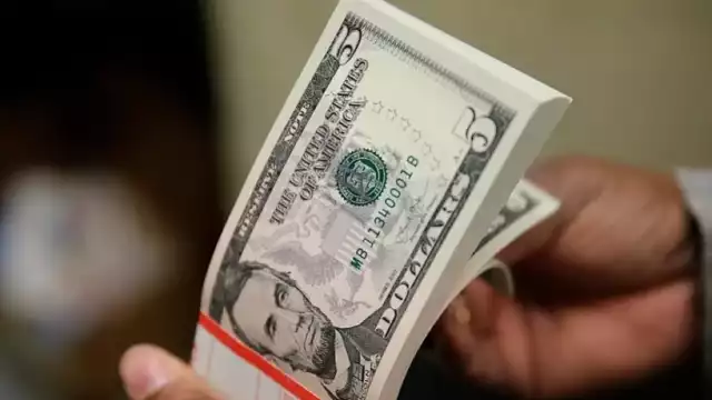 El dólar se cotizó levemente por arriba de los 20 pesos mexicanos, según la casa de cambio dentro del Aeropuerto Internacional de Cancún