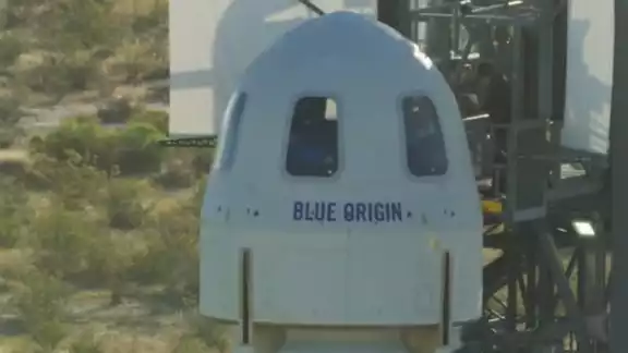 Se trata del segundo viaje comercial de la compañía de Jeff Bezos Se trata del segundo viaje comercial de la compañía de Jeff Bezos