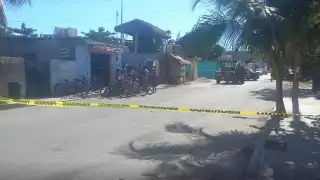 El hombre herido de bala fue trasladado al hospital para recibir atención médica