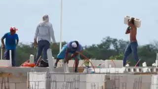 Jóvenes de Yucatán buscan el ‘sueño quintanarroense’ con mejores empleos y sueldos