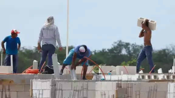 Ante la falta de oportunidades, Quintana Roo es el principal imán para habitantes del Oriente de Yucatán