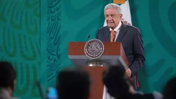 AMLO calificó la entrevista de Krauze como tendenciosa y con falta de objetividad y profesionalismo. AMLO calificó la entrevista de Krauze como tendenciosa y con falta de objetividad y profesionalismo.