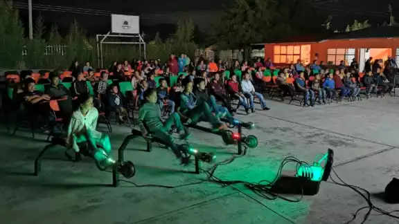 Cine Móvil Toto, una nueva experiencia para disfrutar en Palizada
