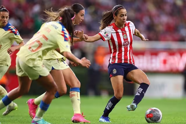 Chivas enfrenta al América este fin de semana en el Estadio Azteca