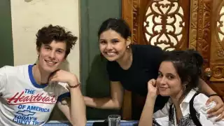 La pareja probó los platillos típicos de la entidad y aprovechó para convivir con sus fans