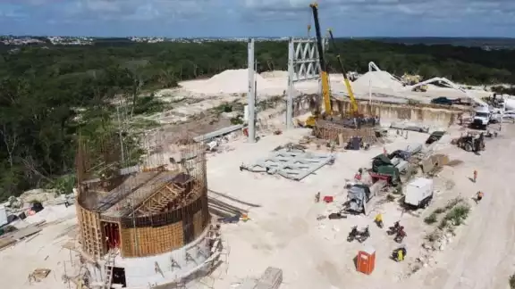 El contrato millonario es para conocer la dimensión en papel del edificio 4 de Ciudad Administrativa en Campeche El contrato millonario es para conocer la dimensión en papel del edificio 4 de Ciudad Administrativa en Campeche