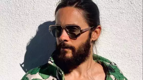 El actor usó su cuerpo para invitar a votar a los estadounidenses. Foto: Instagram Jared Leto El actor usó su cuerpo para invitar a votar a los estadounidenses. Foto: Instagram Jared Leto