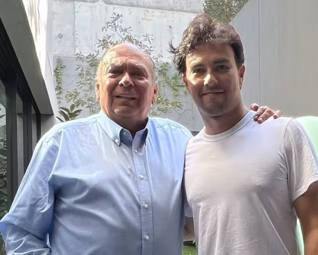 Antonio Pérez Garibay felicitó a Por Esto! por sus 32 años informado desde la Península de Yucatán