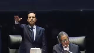 Mauricio Vila Dosal es elegido como vicepresidente de la Mesa Directiva del Senado de la República