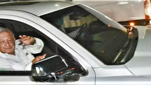 El mandatario sobrevolará el Tramo 2 del Tren Maya para supervisar las obras y los avances en dica zona de Campeche