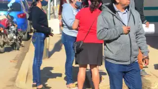 Algunas personas se automedican para no tener que visitar a un médico, advirtió la doctora Clarita Vásquez