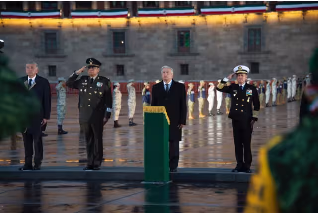 AMLO envió su pésame a los familiares de quienes murieron en los sismos de 1985 y 2017