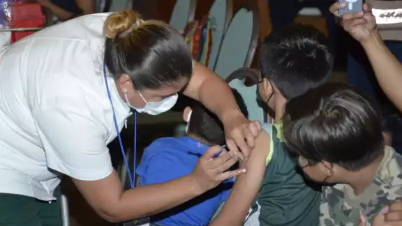 El 61 por ciento de la población de 5 a 11 años han recibido la primera vacuna contra el COVID-19 El 61 por ciento de la población de 5 a 11 años han recibido la primera vacuna contra el COVID-19