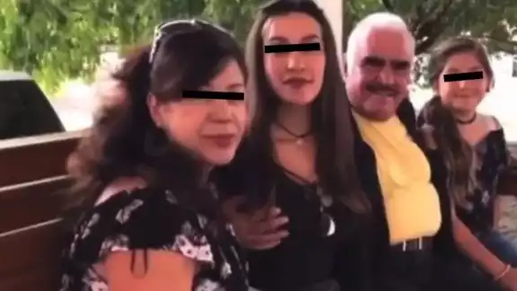 El incidente sucedió en el año 2017, en donde la joven se sintió acosada por el cantante