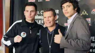 El boxeador Julio César Chávez con sus hijos, Omar y Julio César Jr