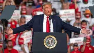 Trump dice que los documentos clasificados estaban en lugar seguro en su casa