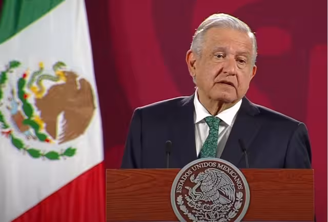 El fiscal de Campeche, Renato Sales Heredia, acudió a la Cámara de Diputados para exponer que el fuero del exgobernador de Campeche