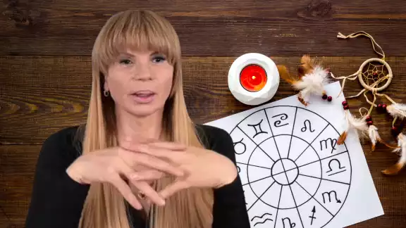 Mhoni Vidente te trae lo mejor para este día segun los astros Mhoni Vidente te trae lo mejor para este día segun los astros