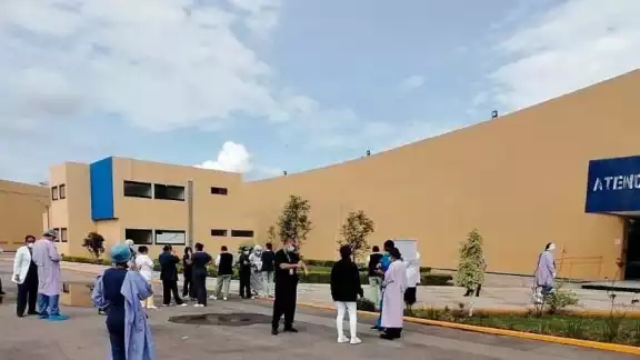 Hospital de Oaxaca sufre afectaciones por el sismo Hospital de Oaxaca sufre afectaciones por el sismo