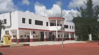 Por medio de los impuestos, es como el Ayuntamiento de Lázaro Cárdenas espera recuperar ingresos para las arcas municipales