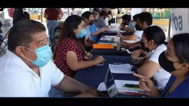 Cerca de cinco empresas se suman a "Un día para el empleo" en Mérida
