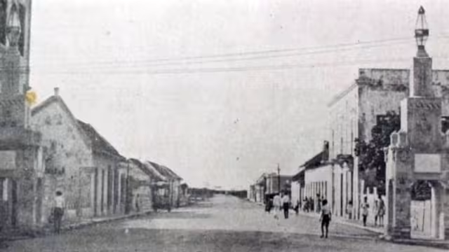 Plutarco Elías Calles fue el padrino de la construcción de la carretera Mérida-Progreso