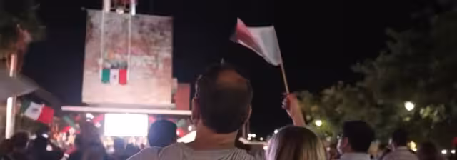 Cada 15 de septiembre, los campechanos celebran el Grito de Independencia en la Plaza de la República
