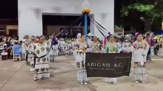 Abarrotada vaquería marca inicio de la Feria de Fátima en Calkiní