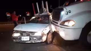 El accidente ocurrió a las 19:30 horas en el kilómetro 72+500 entre los poblados de Pocboc y Bacabchén