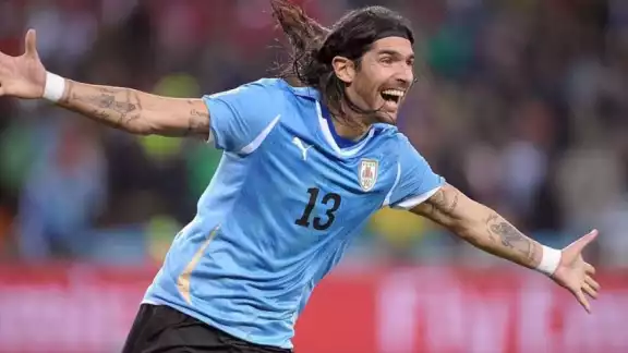El 'Loco' Abreu, nuevo entrenador del César Vallejo de Perú El 'Loco' Abreu, nuevo entrenador del César Vallejo de Perú