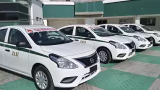 El taxista fue llevado al Semefo de Cancún donde le realizarán las diligencias para determinar la causa de su muerte