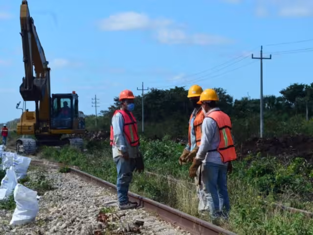En total son 2 mil obreros los que trabajan en la construcción del Tren Maya en Campeche
