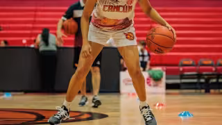 "Sí se fomenta más el apoyo a los varoniles"; sufre discriminación jugadora cancunense Dulce Pérez de El Calor