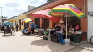Los comerciantes se han adueñado de las calles del municipio