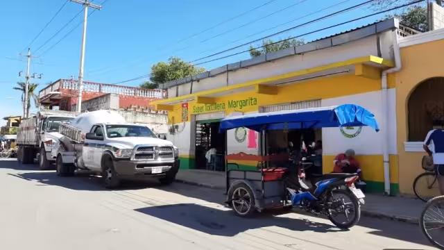 Vecinos alertan por una posible explosión ante la falta de supervisión por parte de Protección Civil